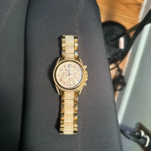 Women’s MK Watch Blair Rose Gold Plated - Picture 2 of 6